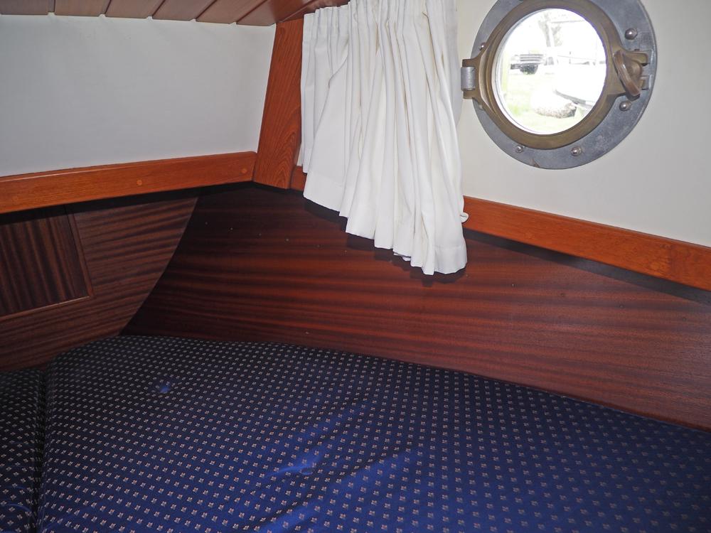 Cabin en avant, H&eacute;bergements